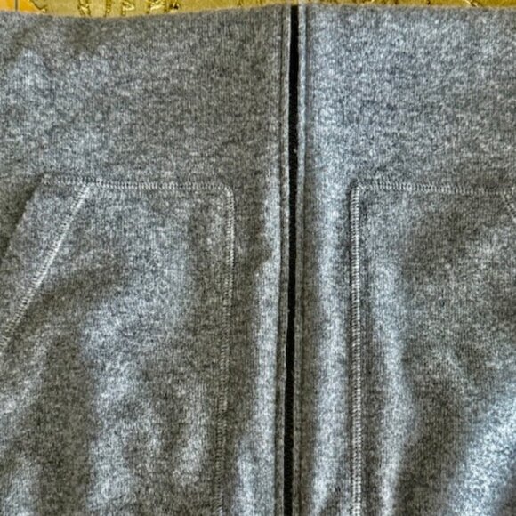 Brunello Cucinelli BRAND NEW 100% Cashmere Hoodie Sweater, Gray, Sz 50, $2695 RT - Picture 12 of 15